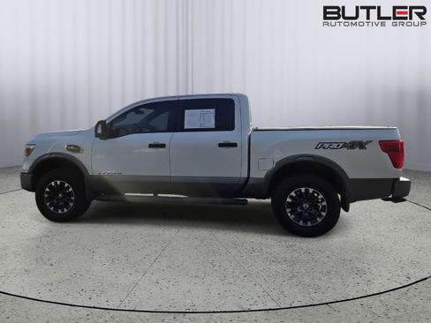 Used 2017 Nissan Titan PRO-4X image 8