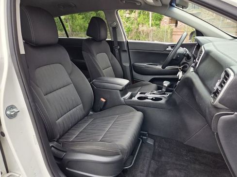 Used 2017 Kia Sportage LX AWD/4WD image 15