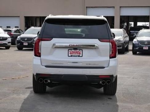 Used 2021 GMC Yukon Denali w/ Denali Premium Package image 34