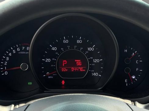 Used 2016 Kia Soul + FWD image 20