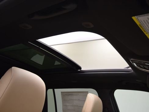 New 2026 Jeep Grand Cherokee L Limited image 17