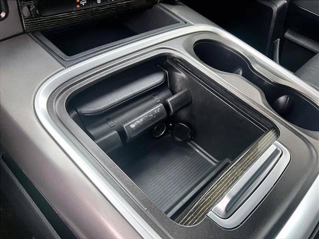 Used 2017 RAM 1500 Limited RWD image 23