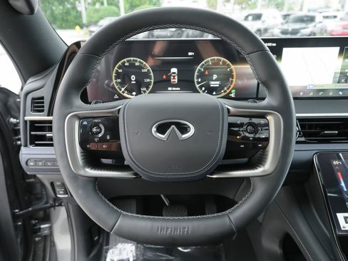 Certified 2026 INFINITI QX80 4WD w/ Sport Exterior Package image 9