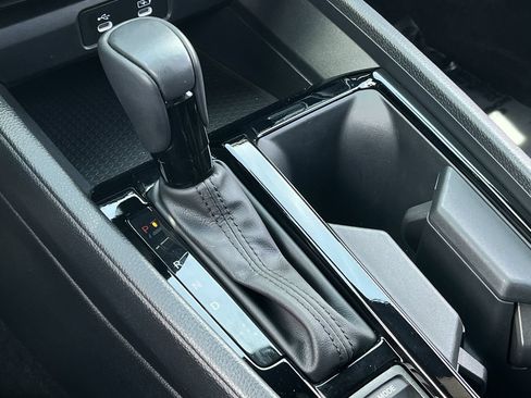Used 2024 Honda Accord Sport image 17