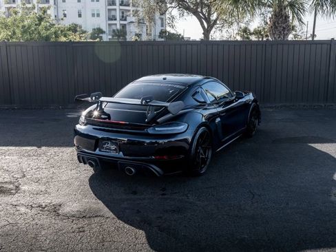 Used 2024 Porsche 718 Cayman GT4 RS image 25