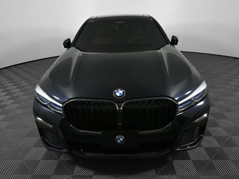 Used 2020 BMW 750i xDrive w/ Executive Package AWD/4WD image 33