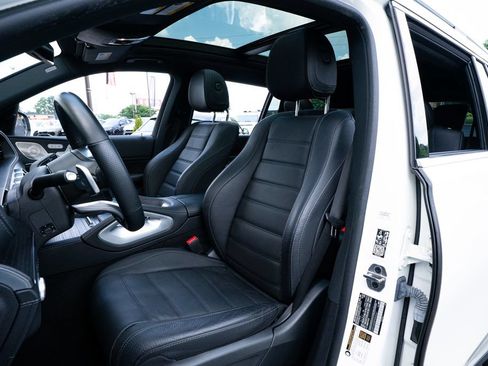 Used 2023 Mercedes-Benz GLS 450 4MATIC image 29