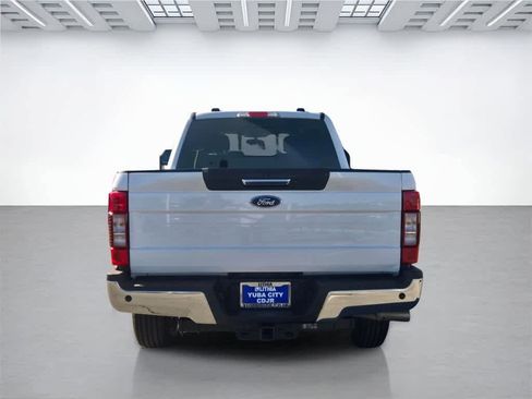Used 2020 Ford F250 Lariat w/ Lariat Value Package image 5