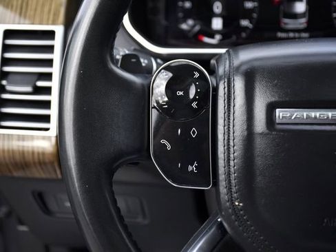 Used 2019 Land Rover Range Rover image 8