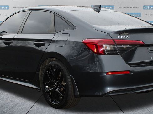 Used 2022 Honda Civic Sport image 8