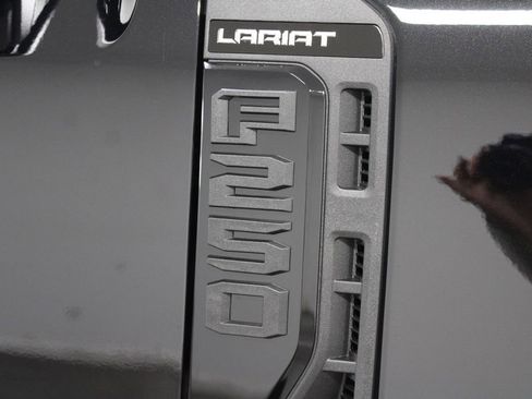 New 2026 Ford F250 Lariat w/ Black Appearance Package image 11