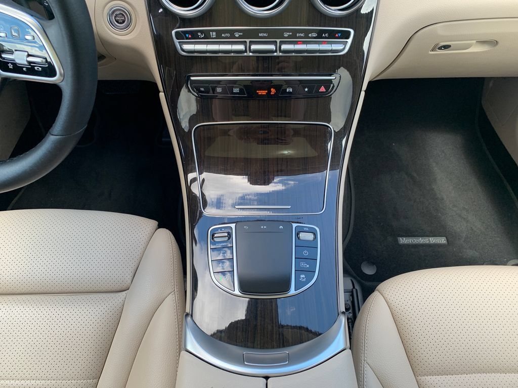 Used 2021 Mercedes-Benz GLC 300 image 16