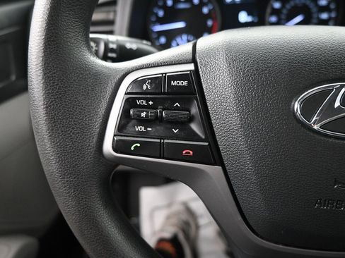 Used 2018 Hyundai Elantra SEL image 19