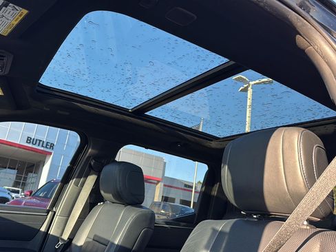 Used 2022 Toyota Tundra Platinum w/ Advanced Package image 29