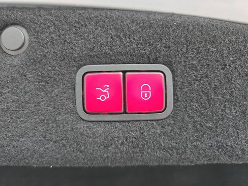 Used 2015 Mercedes-Benz S 550 4MATIC Coupe image 13