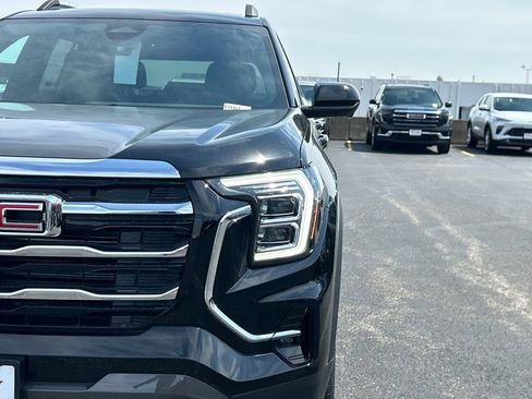 New 2026 GMC Terrain Elevation w/ Elevation Premium Package AWD/4WD image 11