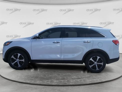 Used 2018 Kia Sorento EX FWD image 5