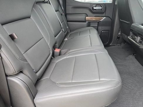 Used 2021 Chevrolet Silverado 1500 LT Trail Boss w/ Convenience Package II AWD/4WD image 36