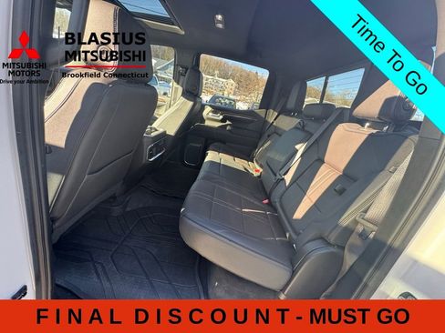 Used 2023 Chevrolet Silverado 1500 High Country w/ High Country Premium Package AWD/4WD image 33