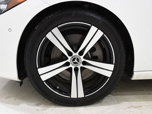 Used 2025 Mercedes-Benz C 300 4MATIC Sedan image 7