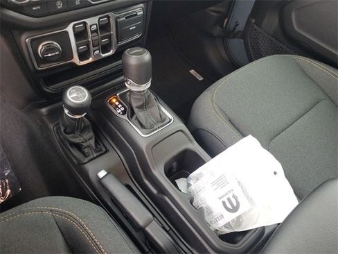 New 2026 Jeep Gladiator Sport image 25