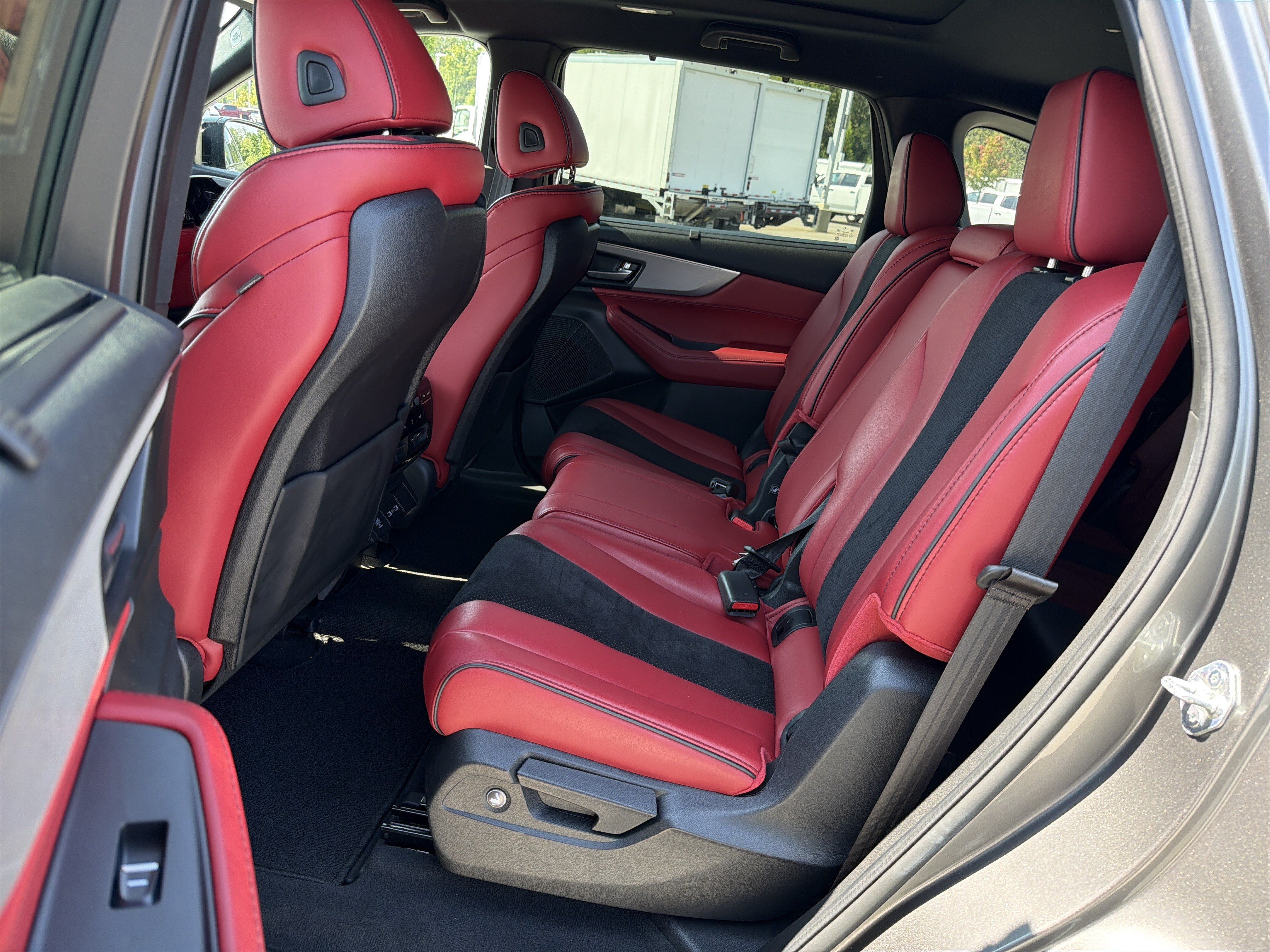 Certified 2022 Acura MDX Type S AWD/4WD image 31