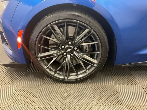 Used 2018 Chevrolet Camaro ZL1 w/ LPO, ZL1 Protection Package RWD image 15