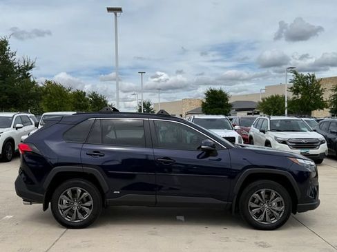 Used 2024 Toyota RAV4 XLE Premium AWD/4WD image 5