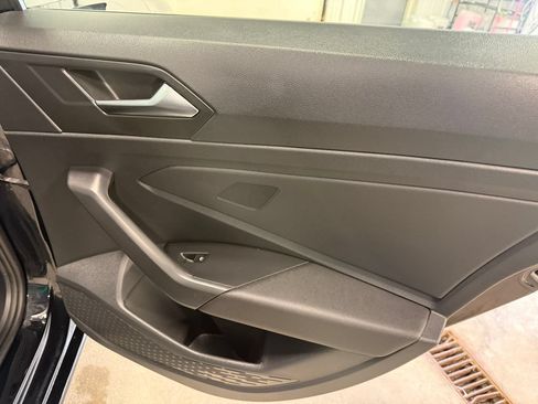 Used 2024 Volkswagen Jetta Sport FWD image 28