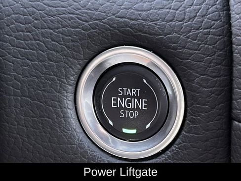 Used 2024 GMC Yukon Denali image 25