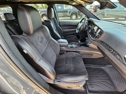 Used 2023 Dodge Durango R/T w/ Hemi Orange Plus Package RWD image 20