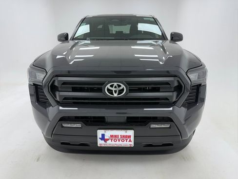 New 2026 Toyota Tacoma SR5 image 3