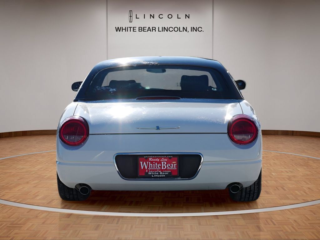 Used 2002 Ford Thunderbird RWD image 6