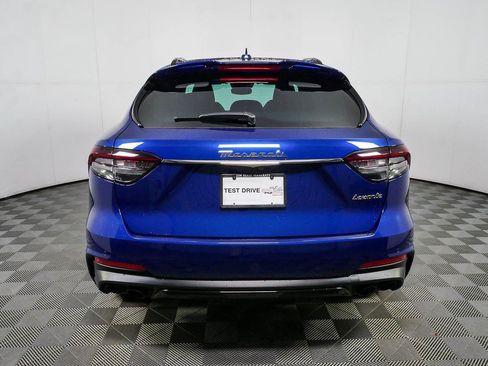 Used 2022 Maserati Levante Modena AWD/4WD image 32
