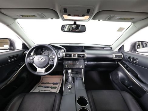 Used 2016 Lexus IS 200t image 27