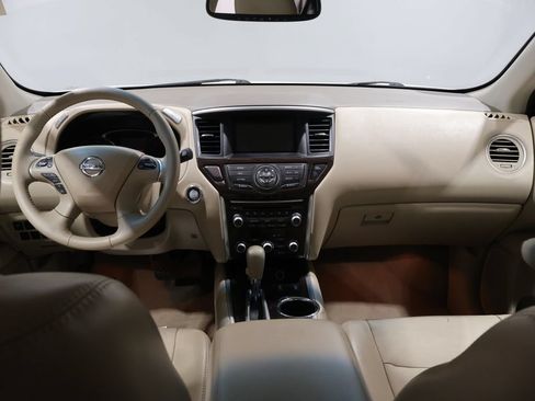 Used 2014 Nissan Pathfinder SL AWD/4WD image 16