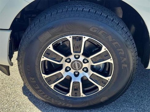 Certified 2023 Nissan Titan SV image 12