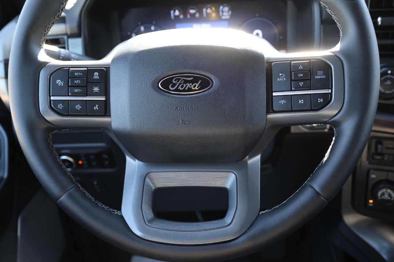 Used 2025 Ford F150 Lariat w/ Equipment Group 501A Mid AWD/4WD image 18