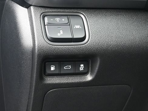 Used 2019 Kia Optima LX w/ LX Premium Package image 16