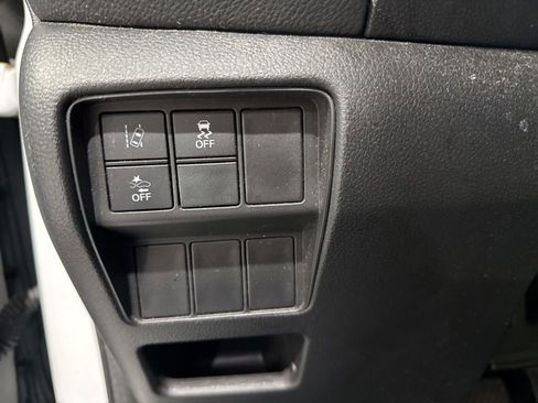 Used 2021 Honda CR-V LX image 16