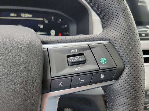 New 2025 Mitsubishi Outlander AWD image 18