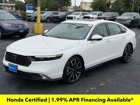 Certified 2025 Honda Accord Touring image 4