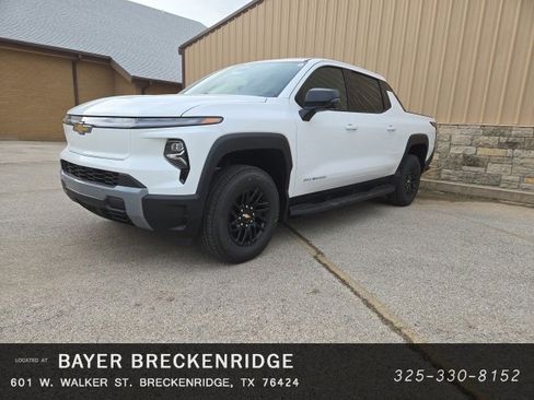 New 2025 Chevrolet Silverado EV LT image 3