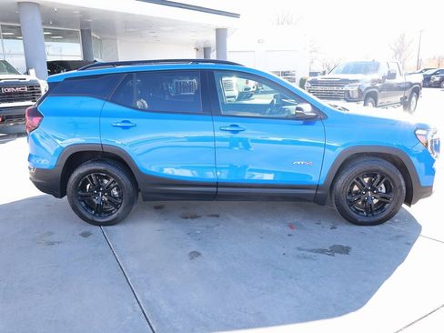 Used 2024 GMC Terrain AT4 w/ Infotainment Package II image 7