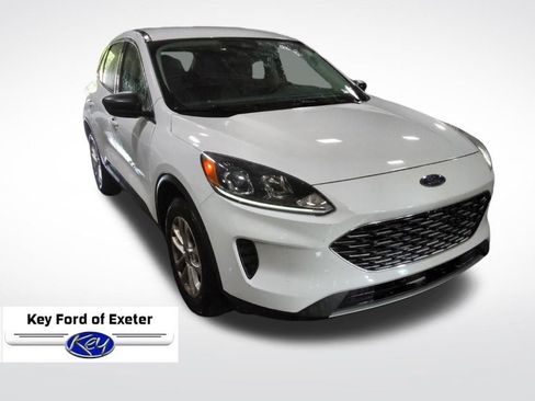 Used 2022 Ford Escape SE w/ Convenience Package AWD/4WD image 2