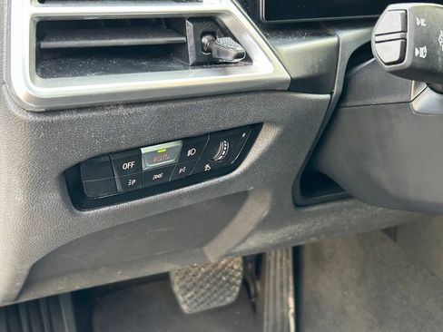 Used 2025 BMW 330i Sedan RWD image 18