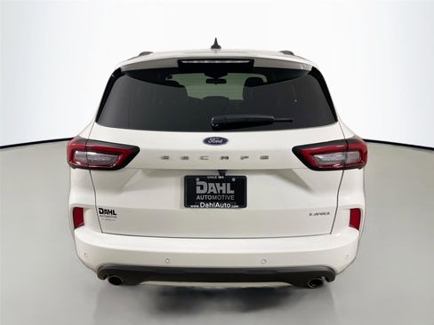 Used 2024 Ford Escape ST-Line Select w/ Tech Pack #1 image 12