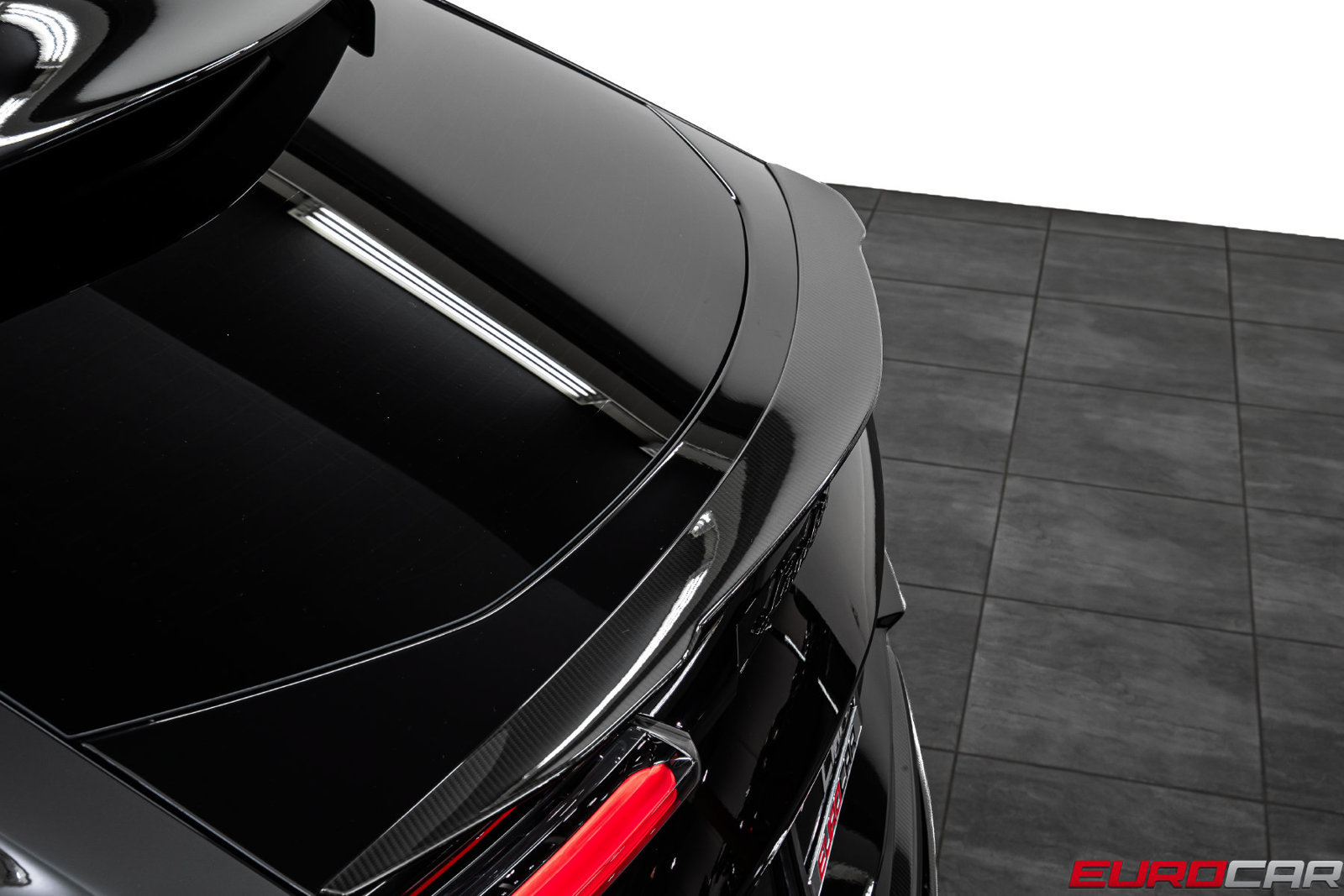Used 2023 Lamborghini Urus Performante AWD/4WD image 24