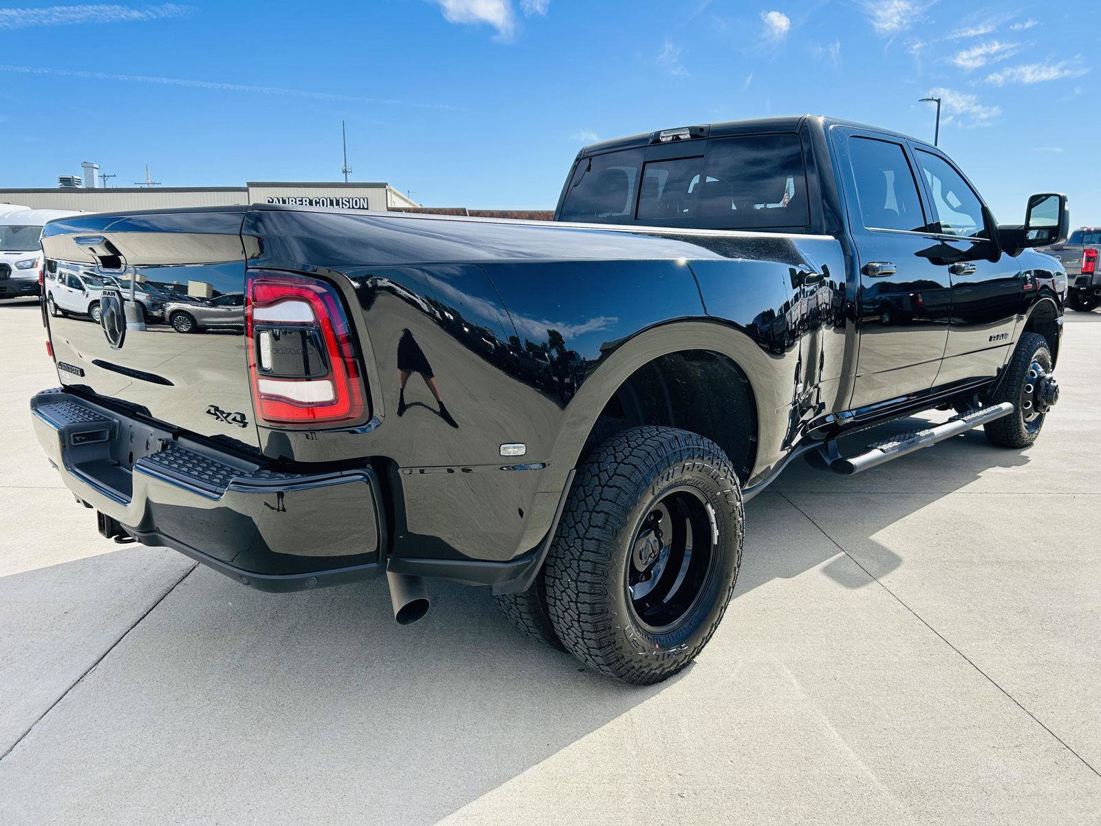 Used 2024 RAM 3500 Laramie w/ Night Edition AWD/4WD image 43