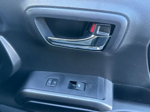 Certified 2023 Toyota Tacoma TRD Off-Road image 22